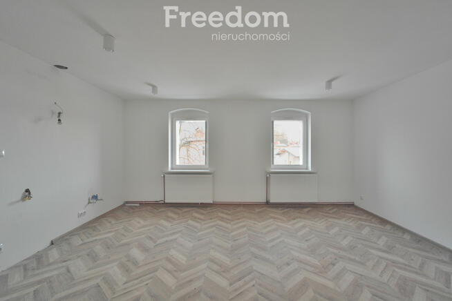 Dwupokojowe w stanie deweloperskim blisko centrum