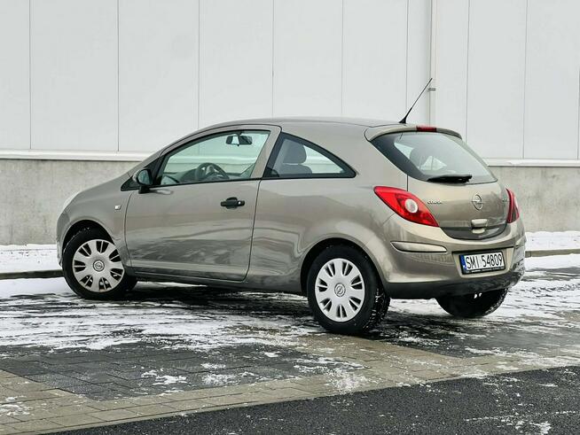 Opel Corsa D 1.2 Benzyna 70 KM | 2010 | 86 tys. km | Po serwisie |