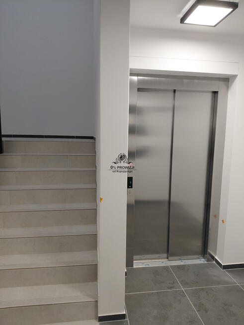 Lokal usługowy /osiedle mieszkaniowe/ pod biuro/gabinet