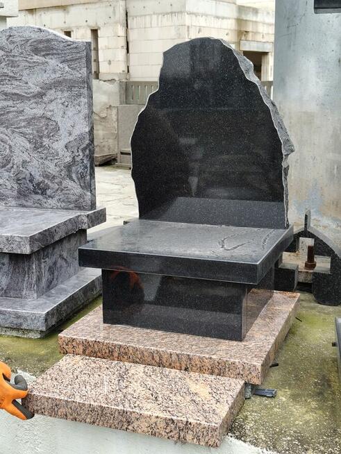 Zimowa wyprzedaż-nagrobki Dariusz Wasicki- Wrocław