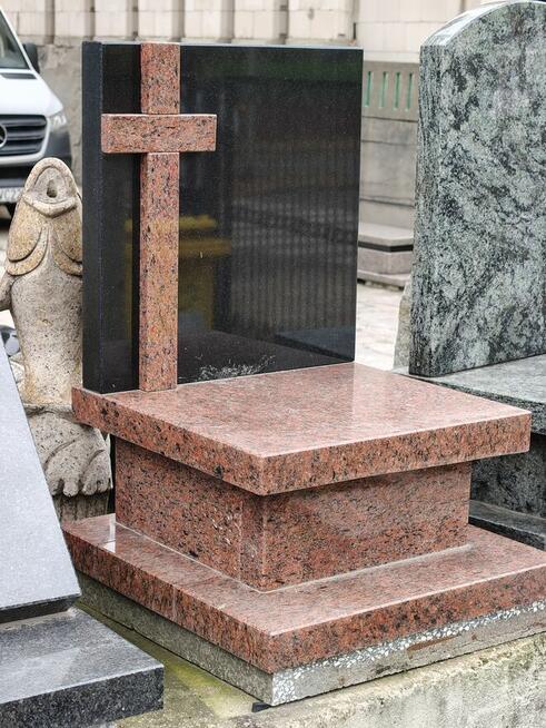 Zimowa wyprzedaż-nagrobki Dariusz Wasicki- Wrocław