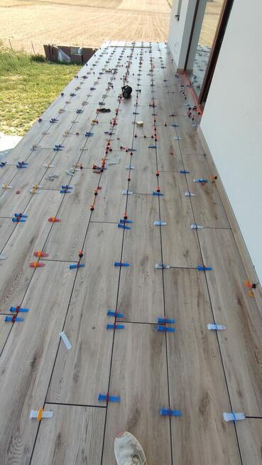 Glazurnik wolny termin - domki, łazienki kompleks, płytki, gl