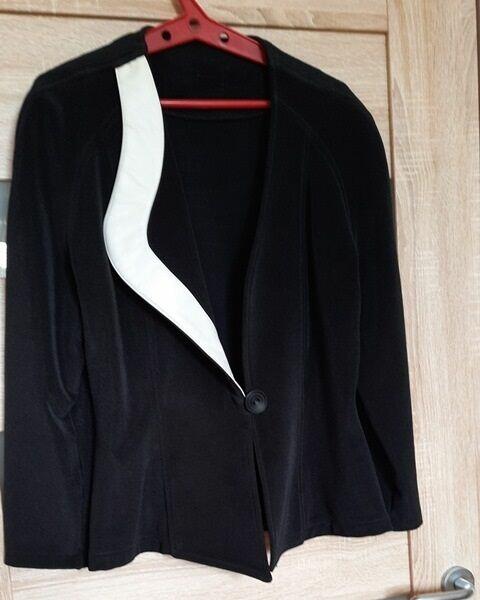 Żakiet marynarka czarna, jednostronna biała klapa