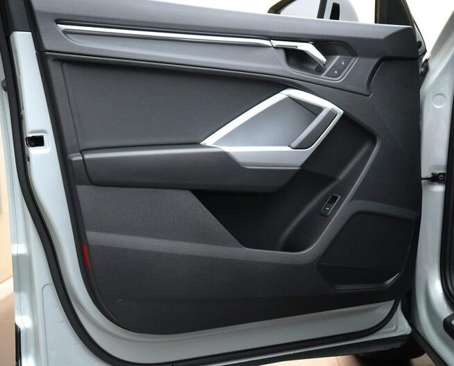 Audi Q3 35TFSI 150KM Sline Stronic Virtual Tempomat Led Kamera Ambiente