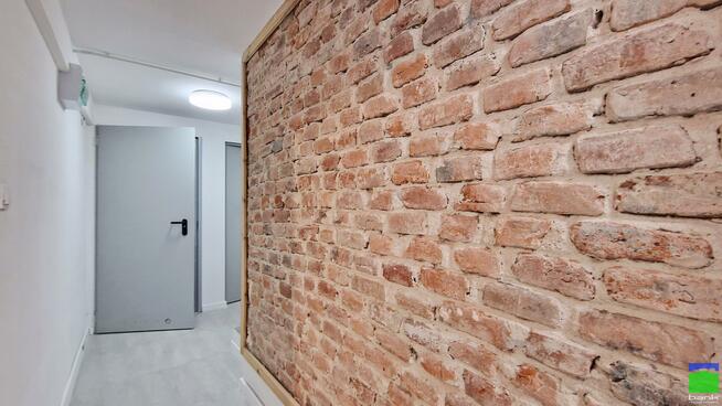 Dom Łódź Górna, Dąbrowa, Broniewskiego