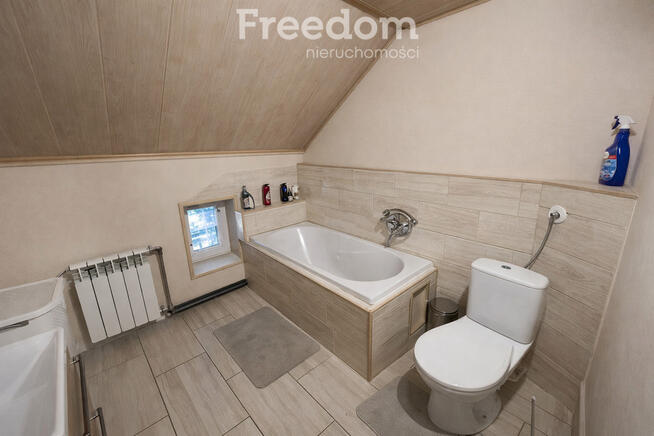 Przestronny dom z ogrodem – Lubliniec