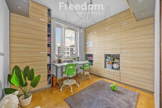 Stylowe 3 pokoje z garażem i loggią – Bemowo