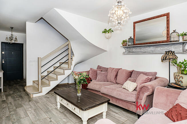 Dom Dominowo, Jesionowa