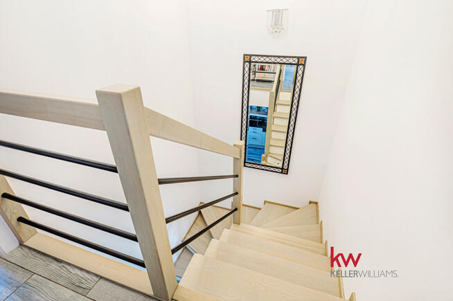 Dom Dominowo, Jesionowa