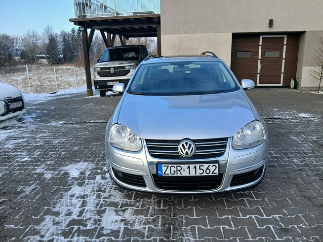 Volkswagen Golf 2.0 TDI 140PS comonreil panorama klimatronik parktronik navi 6biegów