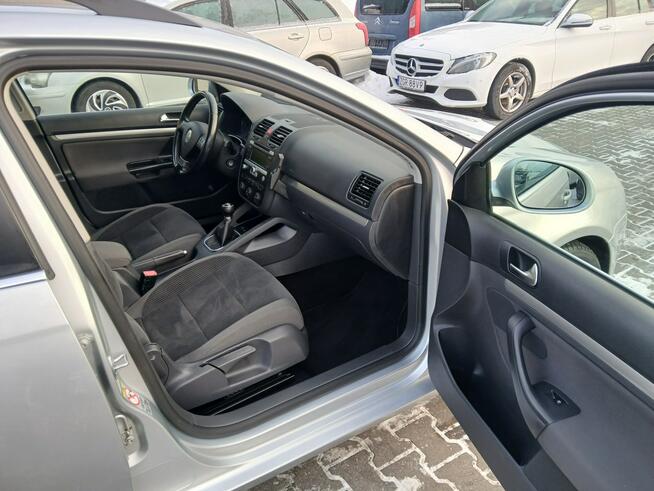 Volkswagen Golf 2.0 TDI 140PS comonreil panorama klimatronik parktronik navi 6biegów