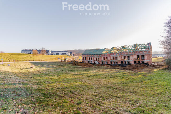 Dwupoziomowe mieszkanie z balkonami w Brzesku!