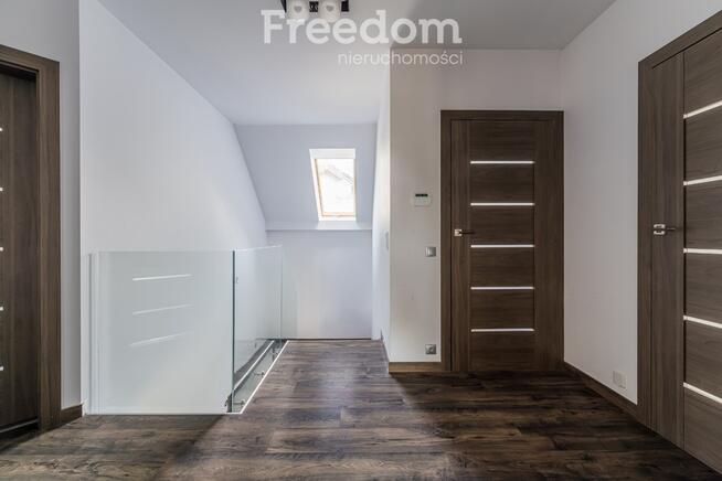 Rodzinny dom wolnostojący w Zakręcie