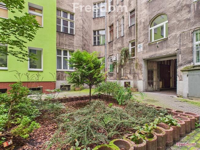 Przestronne 2 pokojowe mieszkanie w Centrum