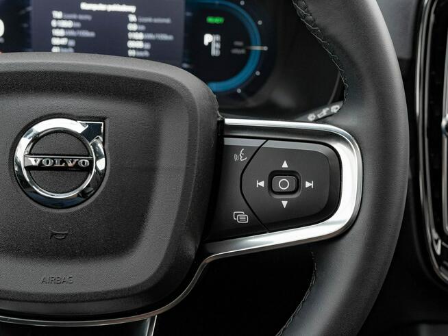 Volvo XC 40 PY00138#73kWh P6 Recharge Ultimate LED K.cof Elektr.f Salon PL VAT23%