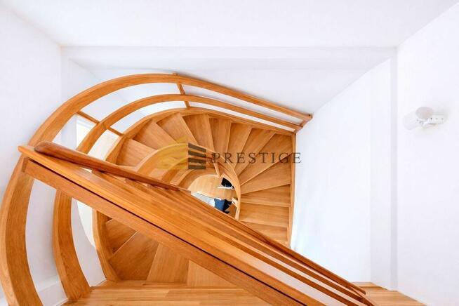 Dwa poziomy, 90m2 koło Parku Łazienkowskiego