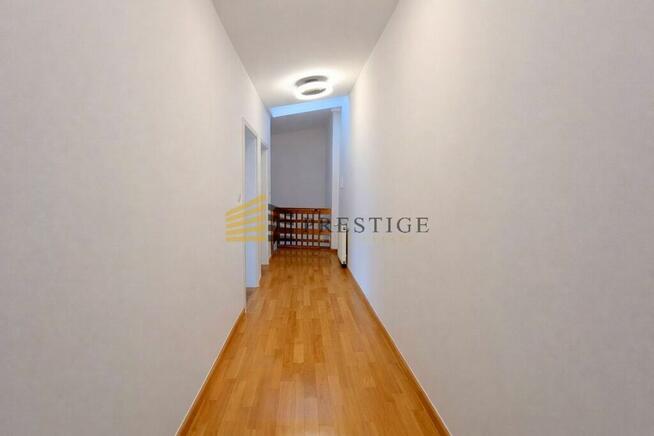 Dwa poziomy, 90m2 koło Parku Łazienkowskiego