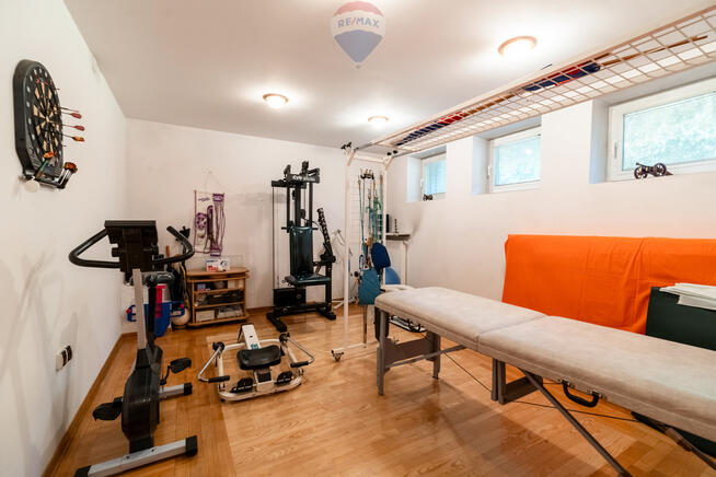 Dwupokoleniowy, Kampinos, działka do podziału