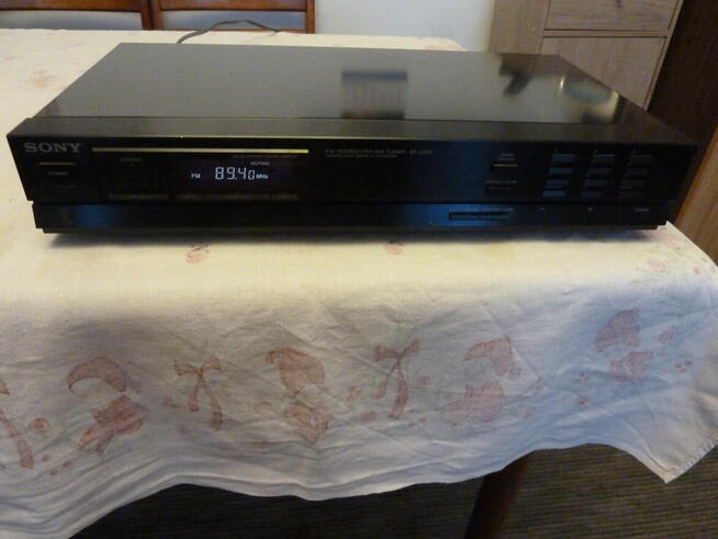 Tuner FM/AM SONY model ST-J300 do wieży