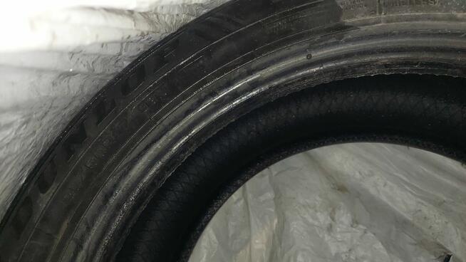 prawie nowe 4 opony wielosezonowe dunlop 225/50 R17