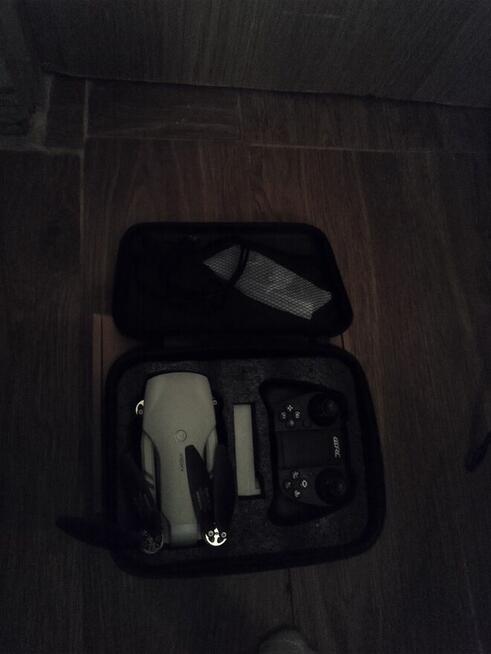 Dron vicky f10 z kamerka