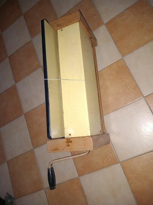 Sprzedam zabytkową maglownicę z I. połowy XX wieku - sprawna