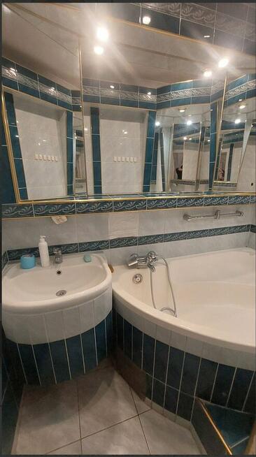 Piotrkowska dwa pokoje 52m2 centralne ogrzewanie. Parking