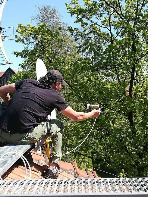 Montaż telewizora na ścianie - Ustawienie Serwis Anten