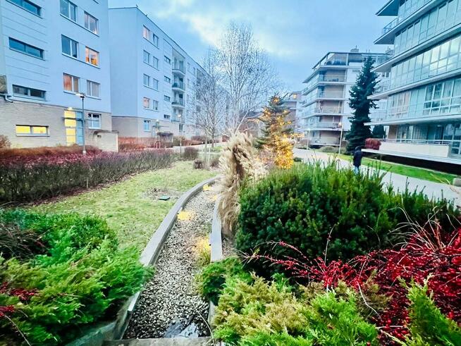 2 pokoje + kuchnia (45mkw) na bliskiej Woli, ul. Zawiszy 16B