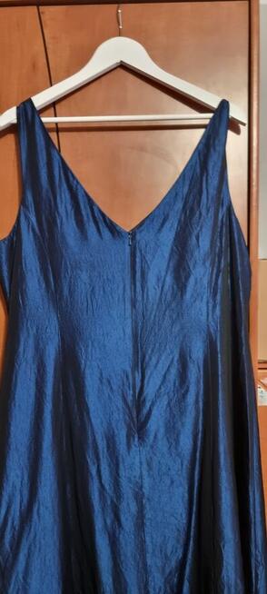Sprzedam sukienkę granatową rozmiar 46-48