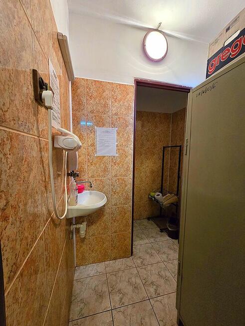 Sklep+budynek na działaln. gospodarczą, Brzostówka