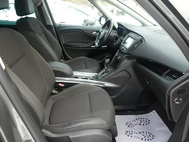 ZAFIRA TOURER 1,4 16V Turbo Cosmo , Bi-LED , Navi , Automat ,7osobowy
