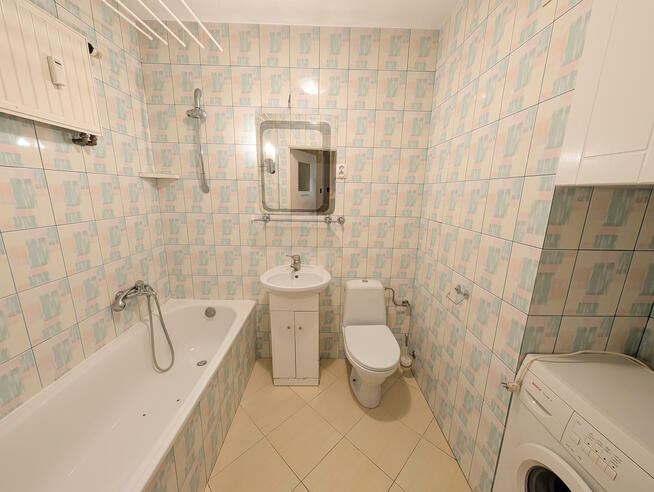 Mieszkanie Kielce Ślichowice, Tektoniczna