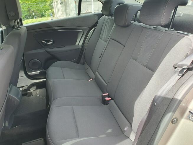 Renault Fluence salon Polska