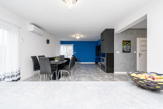 Dom jednorodzinny z garażem na sprzedaż!