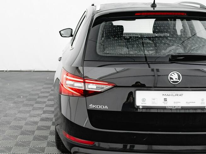 Škoda Superb 2.0 TDI Ambition Podgrz.f Bi-Xenon Cz.park 2 kompl. opon Salon PL