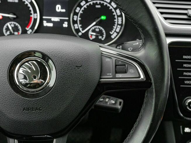 Škoda Superb 2.0 TDI Ambition Podgrz.f Bi-Xenon Cz.park 2 kompl. opon Salon PL