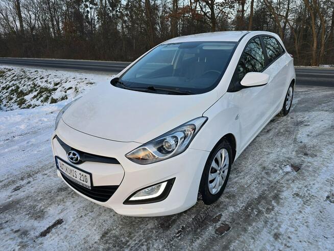 Hyundai i30 5 drzwi 1,4 benzynka 99 KM w bardzo ładnym stanie !!!