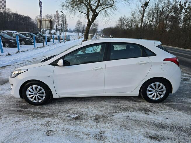 Hyundai i30 5 drzwi 1,4 benzynka 99 KM w bardzo ładnym stanie !!!