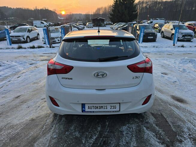 Hyundai i30 5 drzwi 1,4 benzynka 99 KM w bardzo ładnym stanie !!!