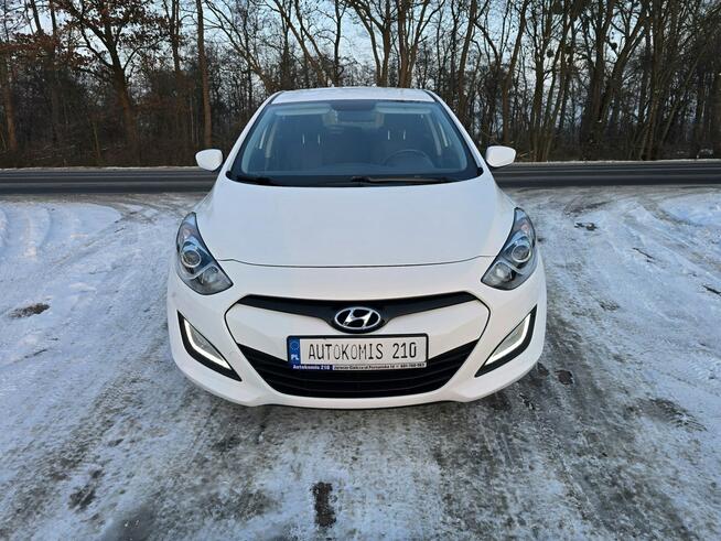 Hyundai i30 5 drzwi 1,4 benzynka 99 KM w bardzo ładnym stanie !!!