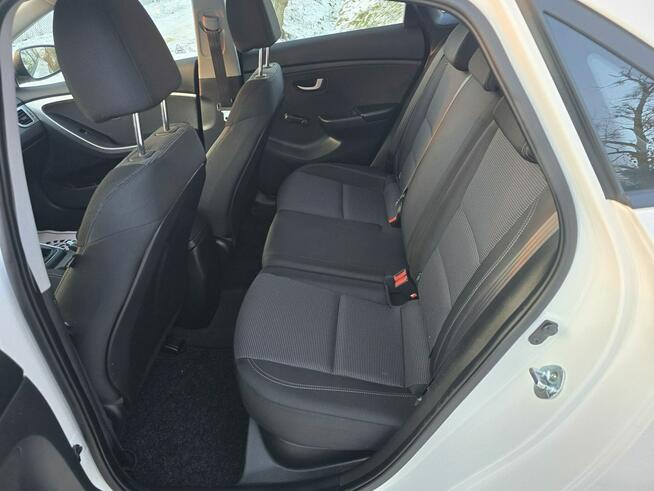 Hyundai i30 5 drzwi 1,4 benzynka 99 KM w bardzo ładnym stanie !!!