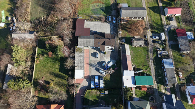 Dom z zapleczem gospodarczym blisko Lublina