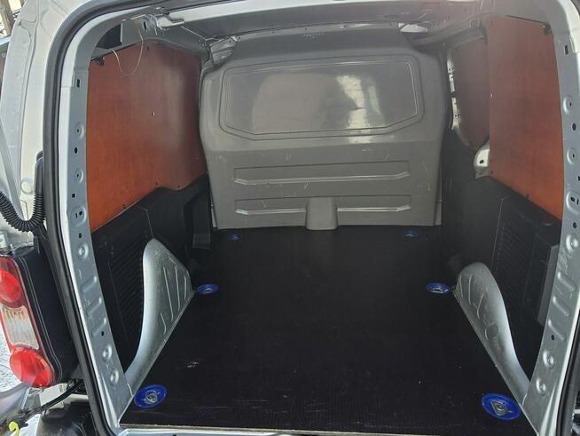 Peugeot Partner 1,6hdi 3 Osoby,Klimatyzacja.El.szyby,Centralka.kredyt.OKAZJA