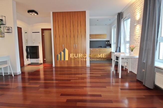 BLISKO INTRACO-BLISKO METRA DW.GDAŃSKI 2009rok