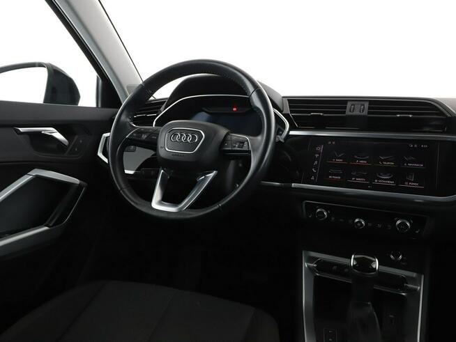 Audi Q3 S-tronic virtual navi PDC climatronic hak grzane fotele tempomat