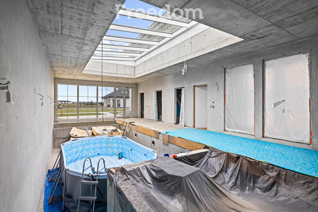 Luksusowa rezydencja z basenem, dom Klukowo