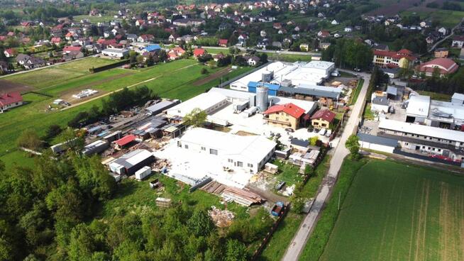 Lokal użytkowy Tomice Łęg, Podstawie