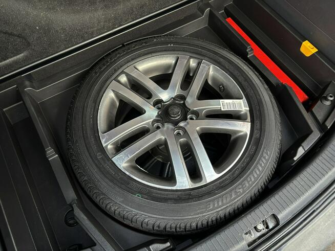 Touran 1.4 140KM Highline BIXENON navi CLIMATRONIC pdc SERWIS 2010