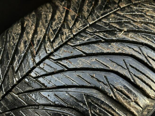 Touran 1.4 140KM Highline BIXENON navi CLIMATRONIC pdc SERWIS 2010